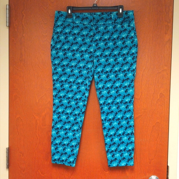 New York & Company Pants - *FINAL SALE* EUC NewYork & Company Elephant Capris Size 12